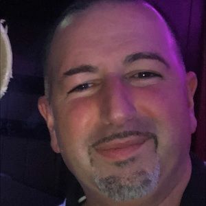 Meet your Posher, Christopher